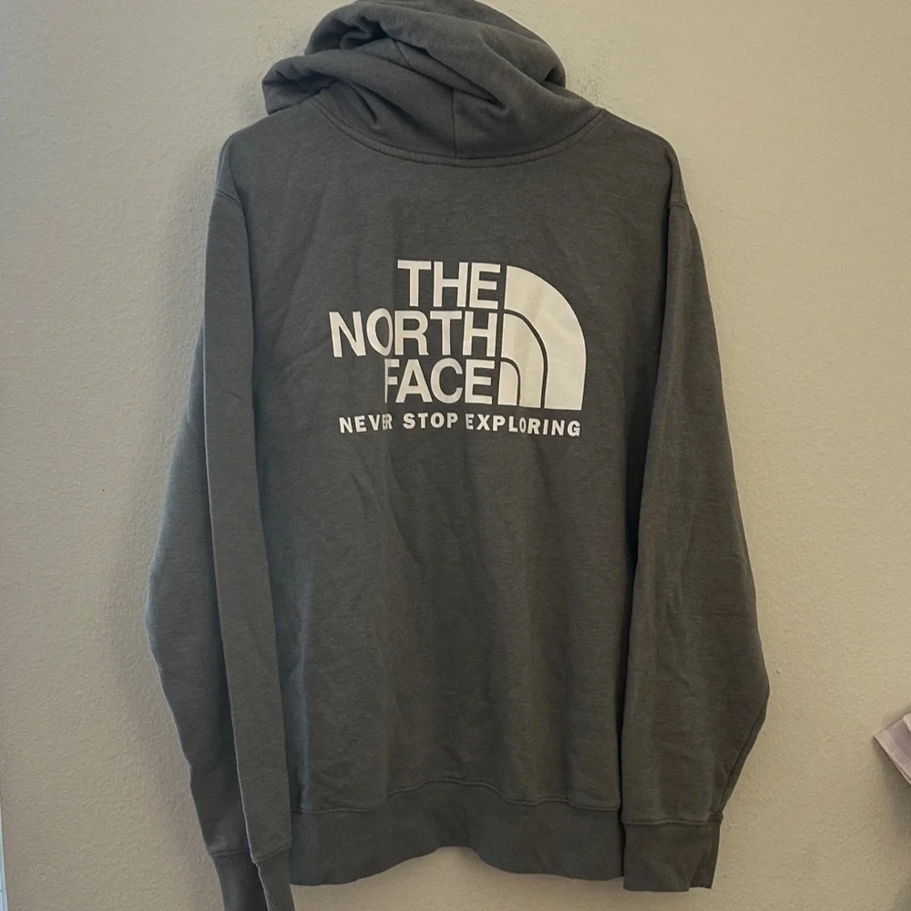 The North Face Men's Charcoal Hoodie